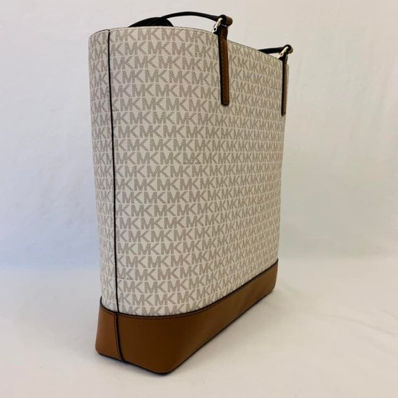 Michael Kors Kelli Large Two-Tone Logo Tote Bag - Picture 11 of 15